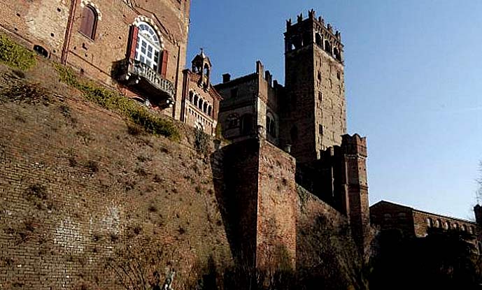 castello di camino ad alessandria (piemonte)